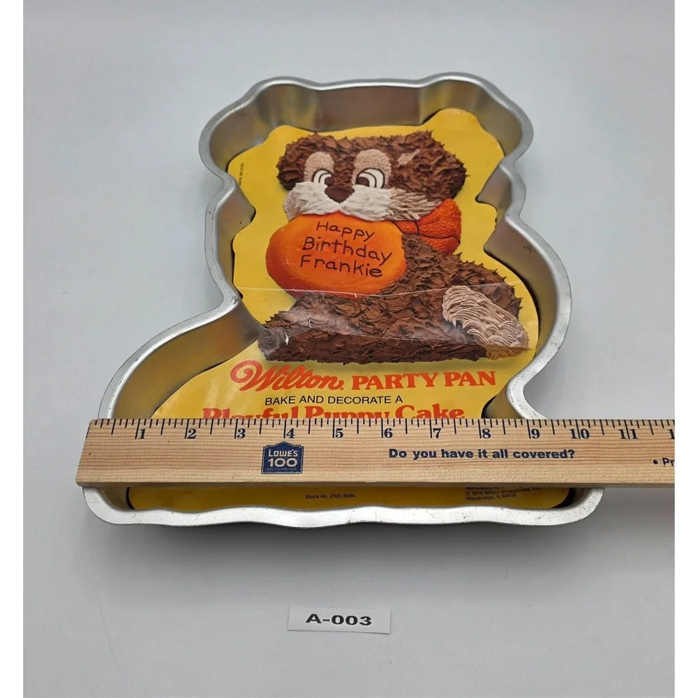 1978‎ Wilton Playful Puppy Cake Pan #502-7636 with Insert